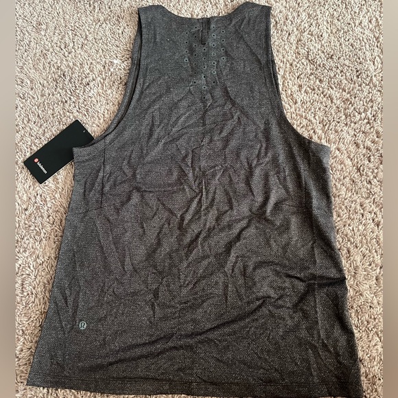 lululemon tank - Picture 2 of 3